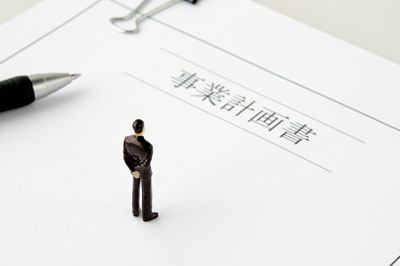 日本資金調達センターについて