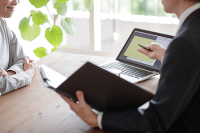 緊急時や土日も対応